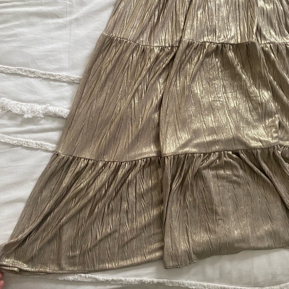 AQUA Metallic Rutched Tier Dress Champagne - Picture 10 of 15